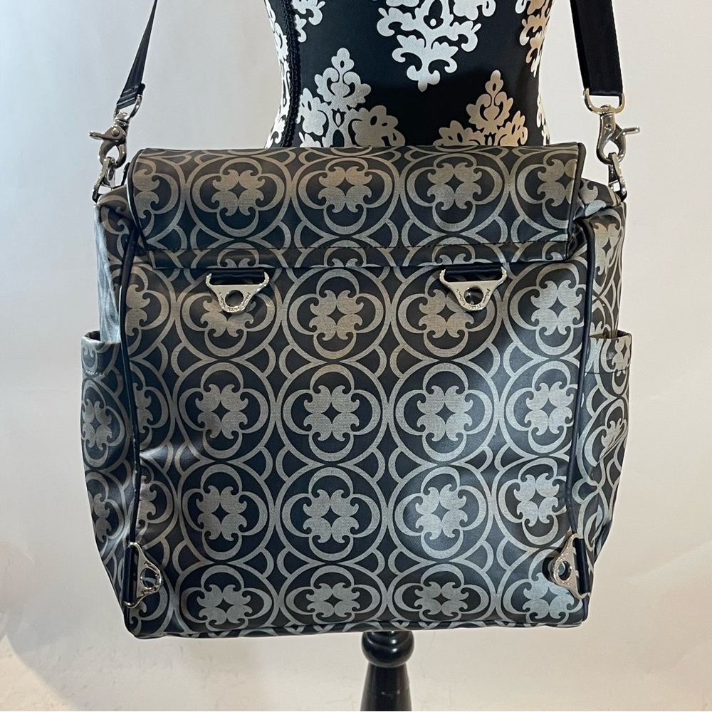 Petunia Pickle Bottom Boxy Diaper Bag - Picture 2 of 9